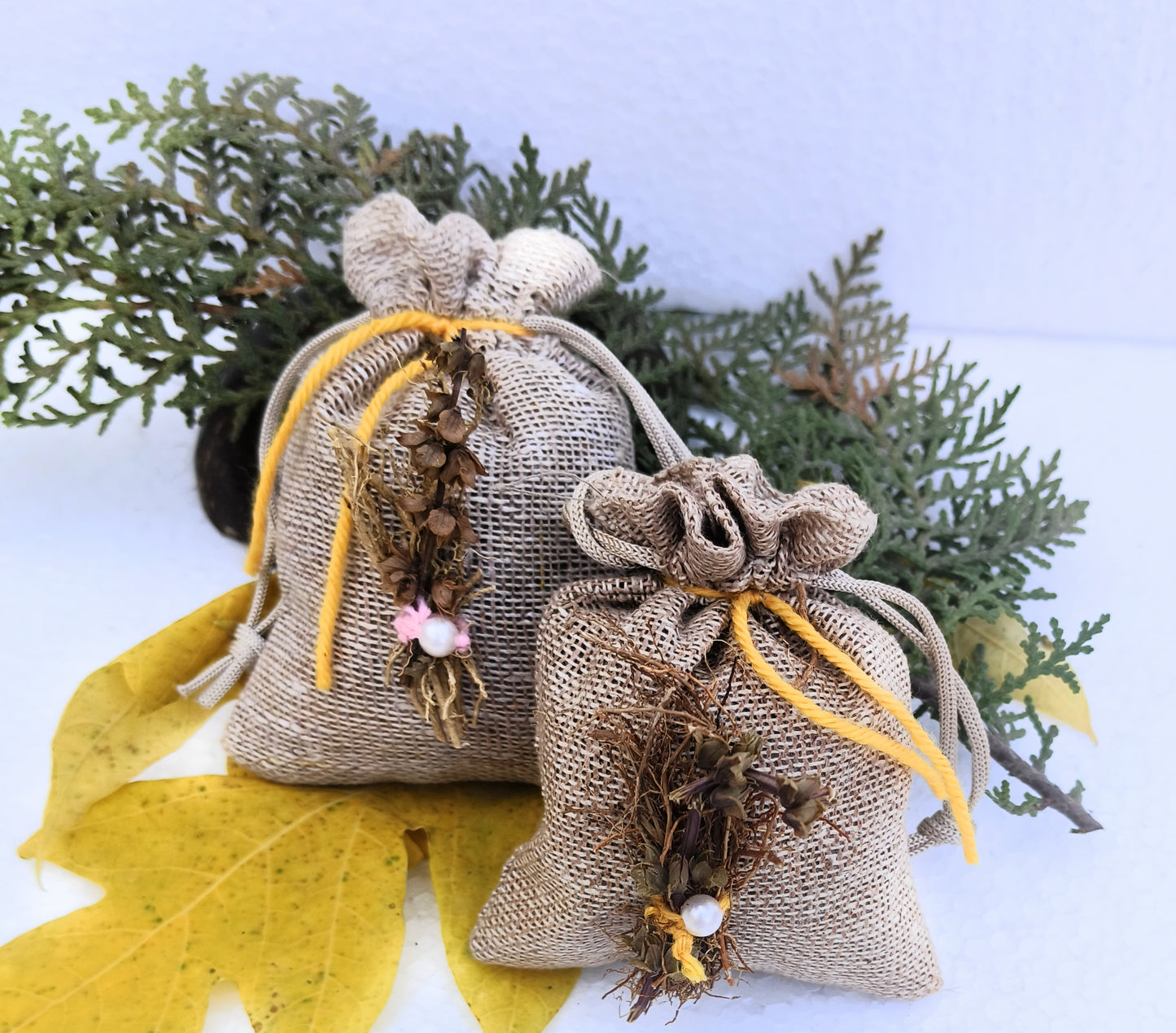 Eco-friendly natural herbs,vetiver ,camphor( Pacha Karpooram) infused Car Air Freshener Pouch, Completely non-toxic,aromatheraupic healing feel,consistant aroma upto 90 days,Pack of 2