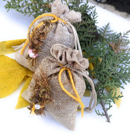 Eco-friendly natural herbs,vetiver ,camphor( Pacha Karpooram) infused Car Air Freshener Pouch, Completely non-toxic,aromatheraupic healing feel,consistant aroma upto 90 days,Pack of 2
